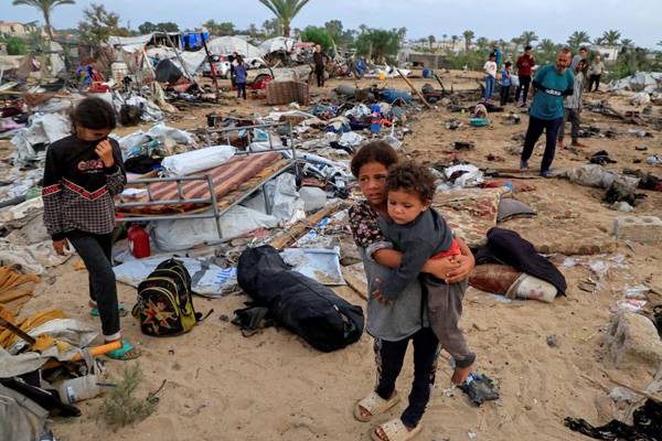 130 more die as Israel starts Gaza ground assault
