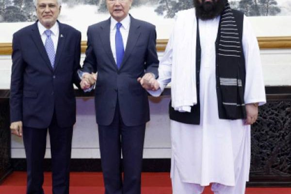 Pakistan upgrades diplomatic ties with Afghanistan